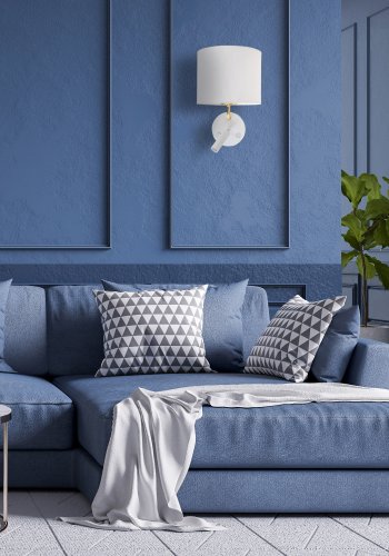 TK Richi vegglampe - hvitt stoff og gullmetall