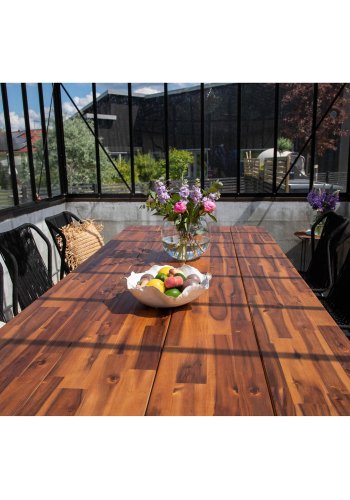 VENTURE DESIGN Doory Gartentisch – braunes Akazienholz und schwarzer Stahl (250 x 100)