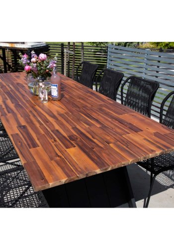 VENTURE DESIGN Doory Gartentisch – braunes Akazienholz und schwarzer Stahl (250 x 100)