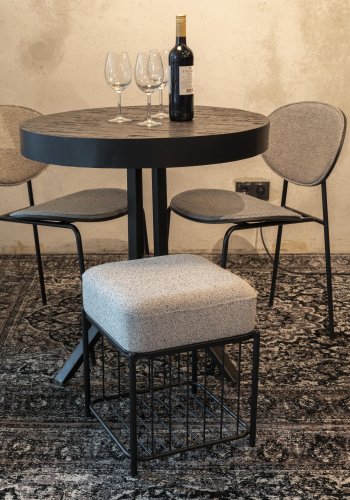 WHITE LABEL LIVING Milou krakk, m hylle - gr polyester og jern (35x35)