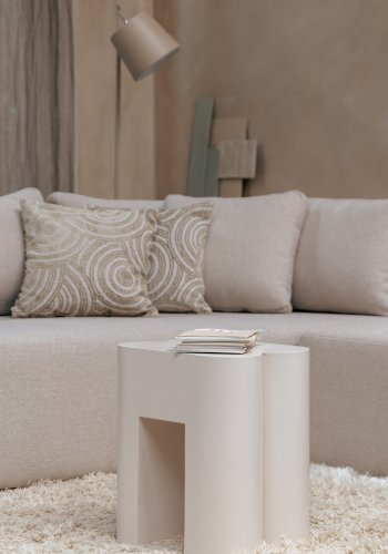 ZUIVER Shape krakk, firkantet - beige jern (40x40)