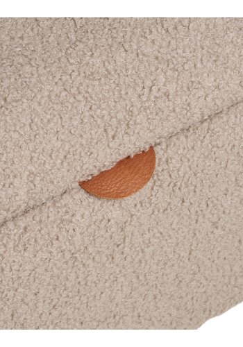 HOUSE NORDIC Harlow b&auml;nk, med f&ouml;rvaring - beige boucl&eacute; polyester och naturtr&auml; (95x37)