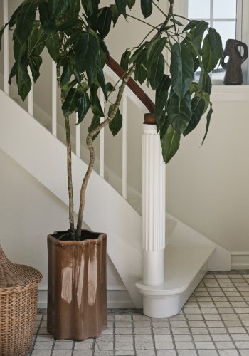 BROSTE COPENHAGEN Sonja Dose - dunkelgrüne Keramik