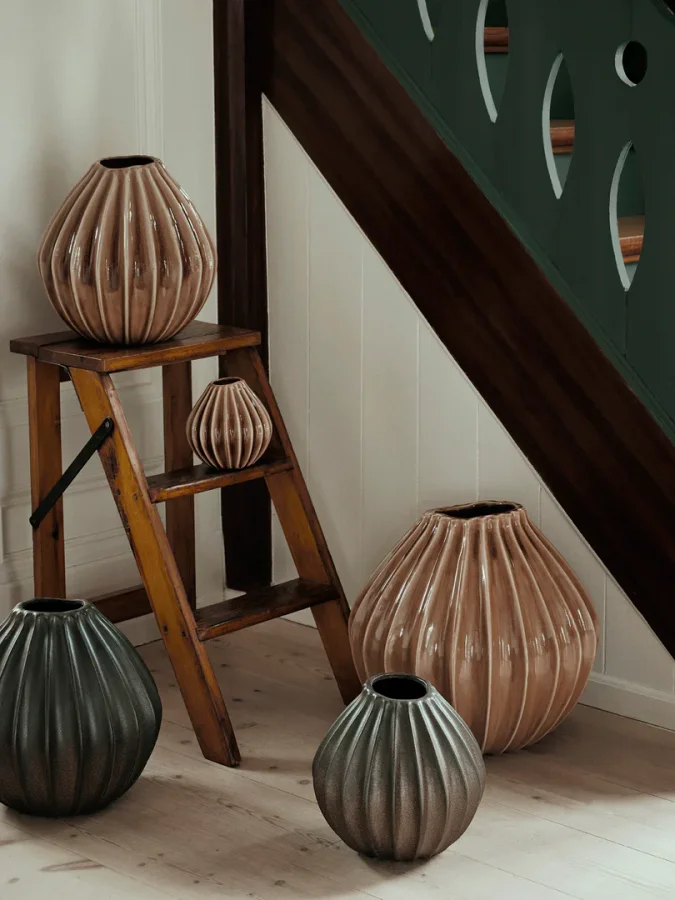 BROSTE COPENHAGEN Breite Vase S – Rehbraune Keramik (H:15)