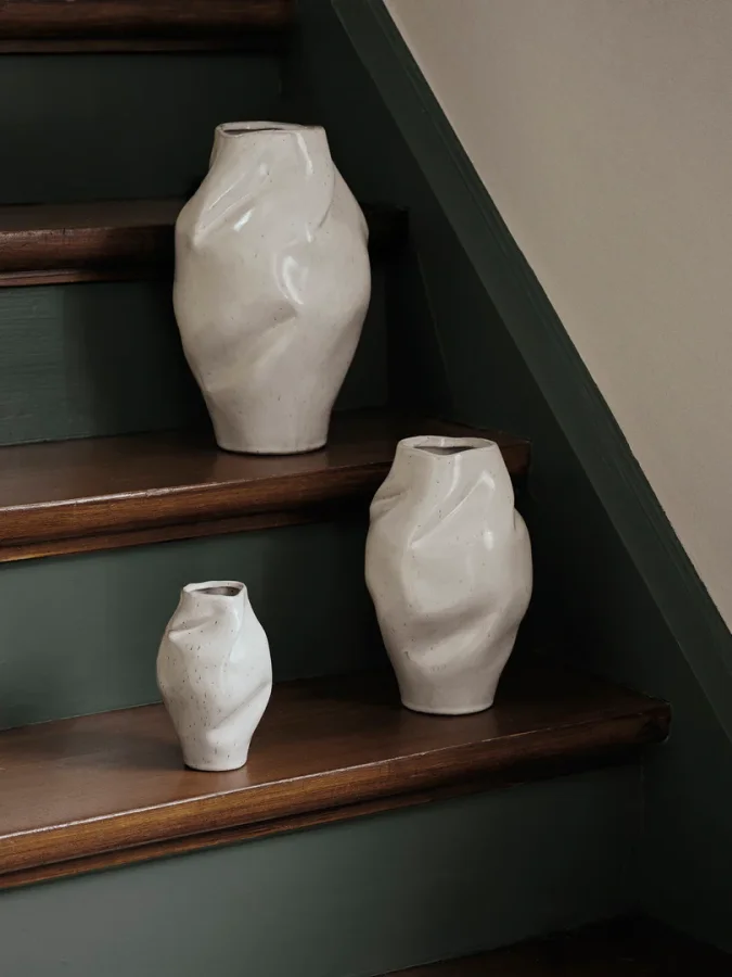 BROSTE COPENHAGEN Susie Vase – graues Steingut für Regentage (H:14)