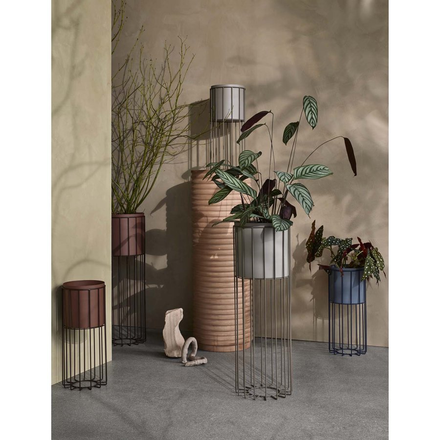 BROSTE COPENHAGEN Fenja stativ med trekk - taupe jern (sett med 2)