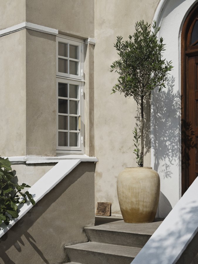 BROSTE COPENHAGEN Ray Outdoor-Topf, rund - antikbeiger Faserzement