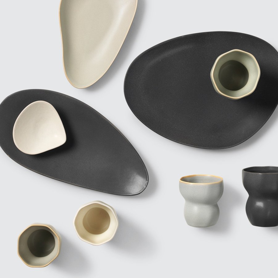 BROSTE COPENHAGEN Limfjord Becher, Bio – matt dunkelgraues Steinzeug (8,2)