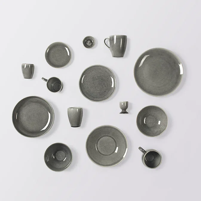 BROSTE COPENHAGEN Nordic Rain Dessert-/Mittagessenteller, rund – graues Steingut (20)