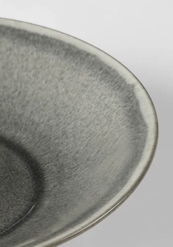 BROSTE COPENHAGEN Nordic Rain tiefer Teller, rund – graues Steinzeug (22,5)