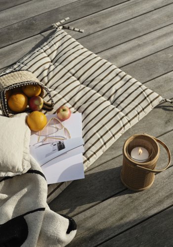 BROSTE COPENHAGEN Saya Laterne, rund – Glas und natürlicher Bambus (14)