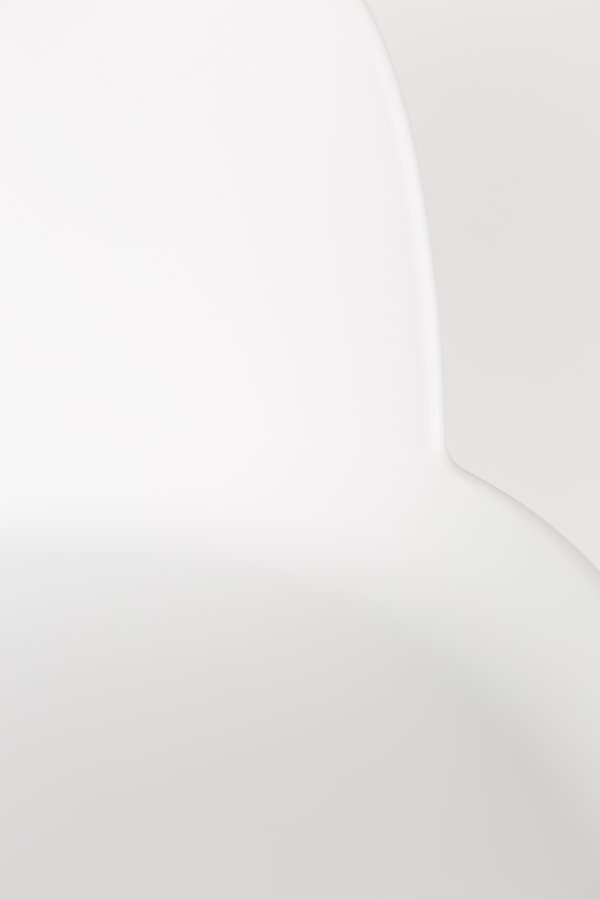 ZUIVER Albert Kuip barkrakk, m ryggsttte og fotsttte - hvit polypropylen/naturlig ask (65cm)