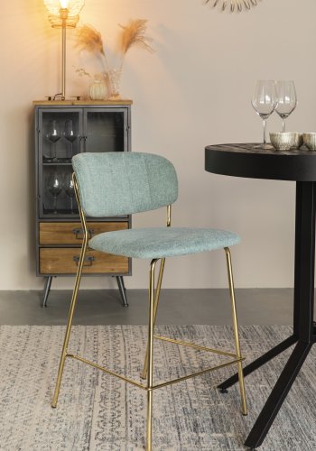 WHITE LABEL LIVING Jolien benkestol, med ryggsttte og fotsttte - lysegrnn polyester og gullstl