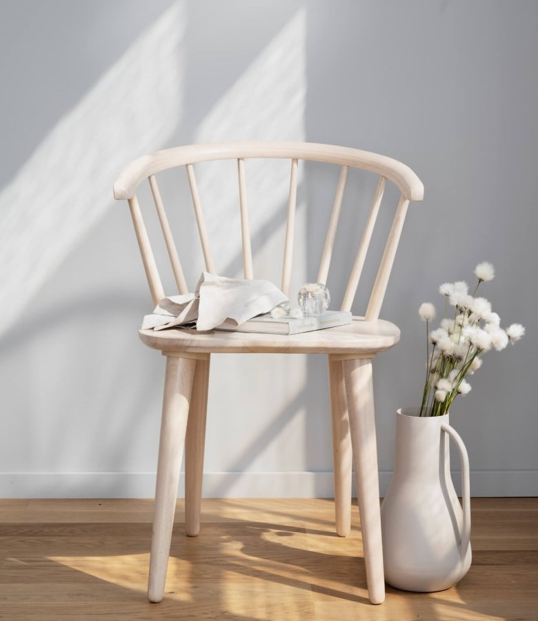ROWICO Carmen spisebordsstol - hvidpigmenteret gummitr, m. armln