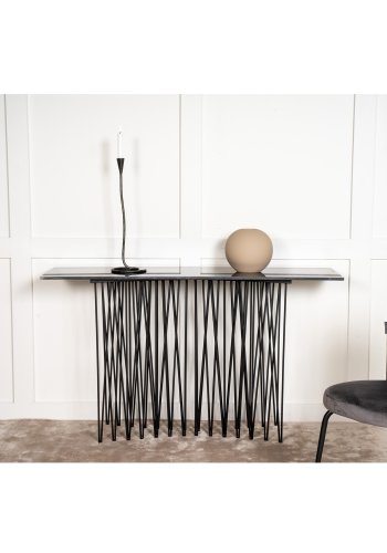 VENTURE DESIGN Hyt sidebord i stein, rektangulrt - svart kunststein og svart metall (130x37)