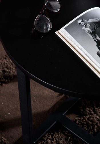 VENTURE DESIGN Lawton salongbord, rundt - svart MDF og svart stl (50)