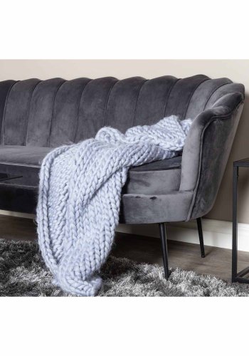 VENTURE DESIGN Calais 3-seters sofa - mrkegr velour og sort metall