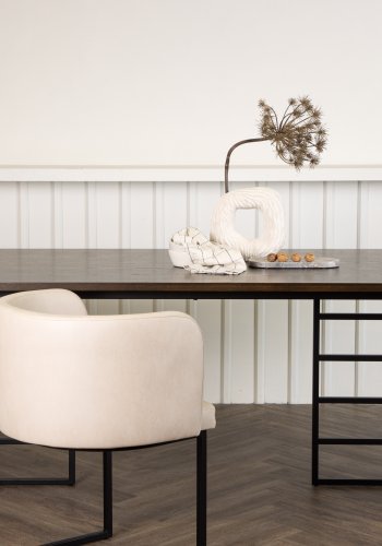 VENTURE DESIGN Ystad spisebord, rektangulrt - mokka eikefiner og sort aluminium (220x100)