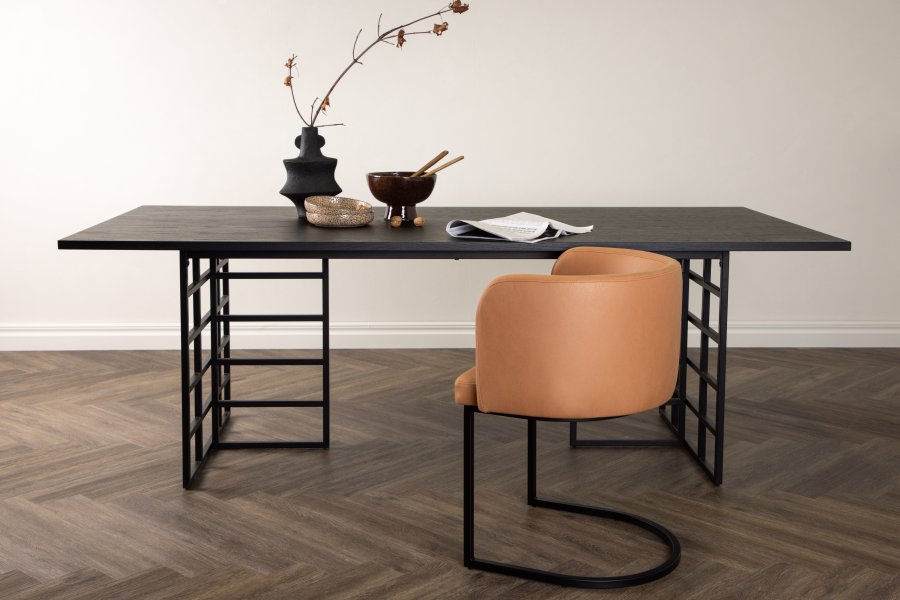 VENTURE DESIGN Ystad matbord, rektangulärt - svart ekfaner och svart aluminium (220x100)