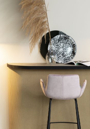 ZUIVER Brit barkrakk, med rygg, armlen og fotsttte - rosa polyester og sort stl