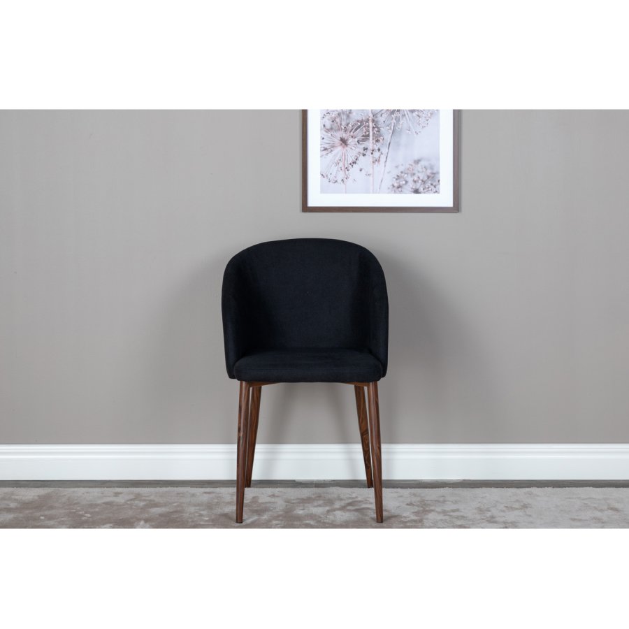 VENTURE DESIGN Arch Esszimmerstuhl, mit Armlehnen – schwarzes Polyester und Walnussfolienmetall