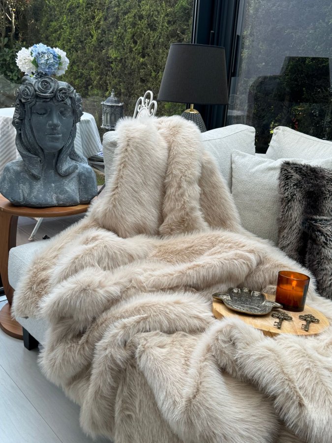 NORDV&Auml;RK Lolita 200x75 - Beige Sofasjal