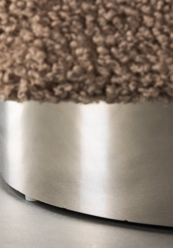 VENTURE DESIGN Newton puff, firkantet - brunt polyester teddystoff og slvstl (45x45)