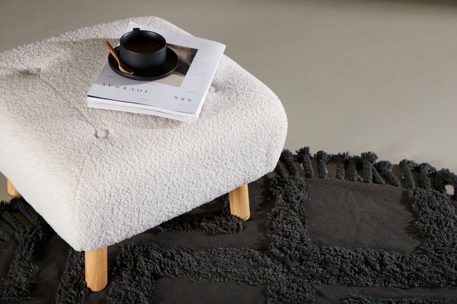 VENTURE DESIGN Salina-puff, firkantet - hvit teddystoff polyester og naturlig gummitre (60x60)