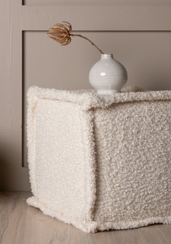 VENTURE DESIGN Castine puff, firkantet - hvit bouclé (40x40)