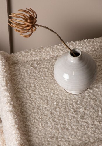 VENTURE DESIGN Castine puff, firkantet - hvit bouclé (40x40)