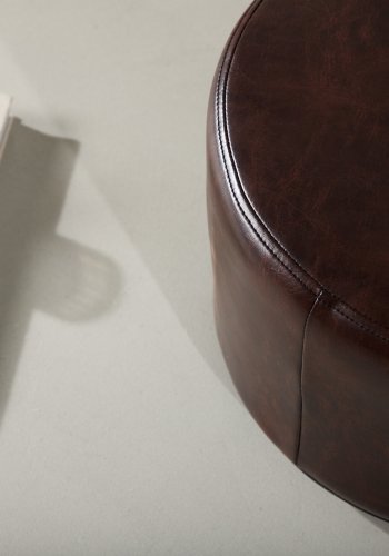 VENTURE DESIGN Eastport puff, rund - mrkebrun PU (41)