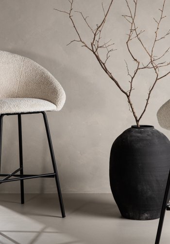 VENTURE DESIGN Velvet barstol, m. rygln og fodsttte - hvid bamsestof og sort stl