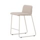VENTURE DESIGN Bisbee Barhocker, mit Rückenlehne und Fußstütze – beigefarbener Bouclé-Stoff und Stahl