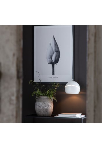 VENTURE DESIGN Wei taklampa - vitt järn