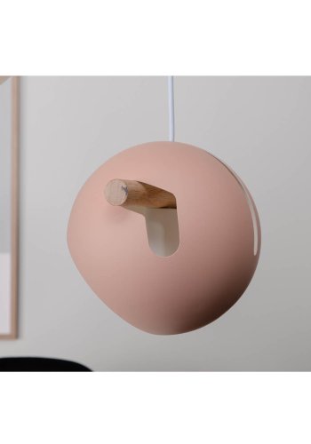 VENTURE DESIGN Tubbie taklampe - naturlig tre og rosa jern