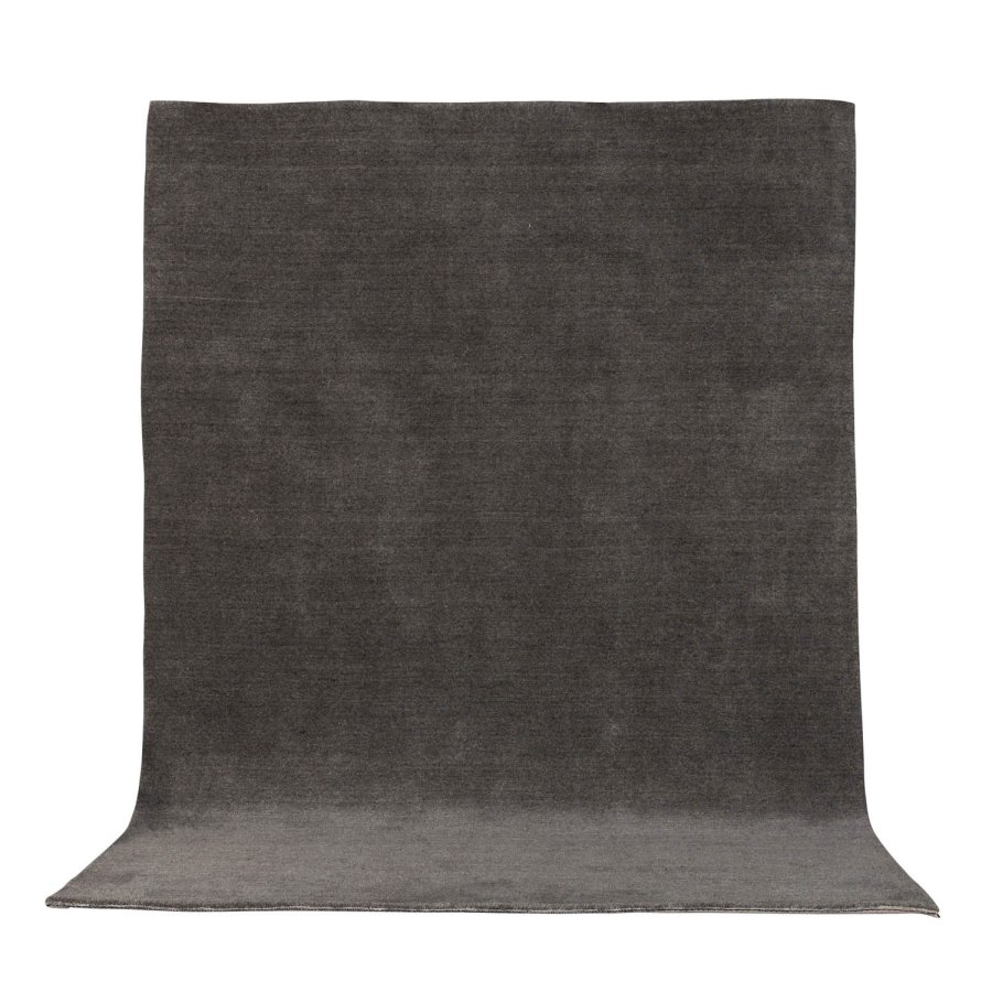 VENTURE DESIGN Ulla teppe - gr ull og polyester (250x350)