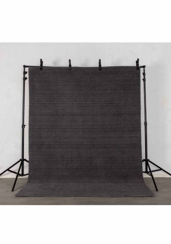 VENTURE DESIGN Ulla teppe - mrkegr ull og polyester (250x350)