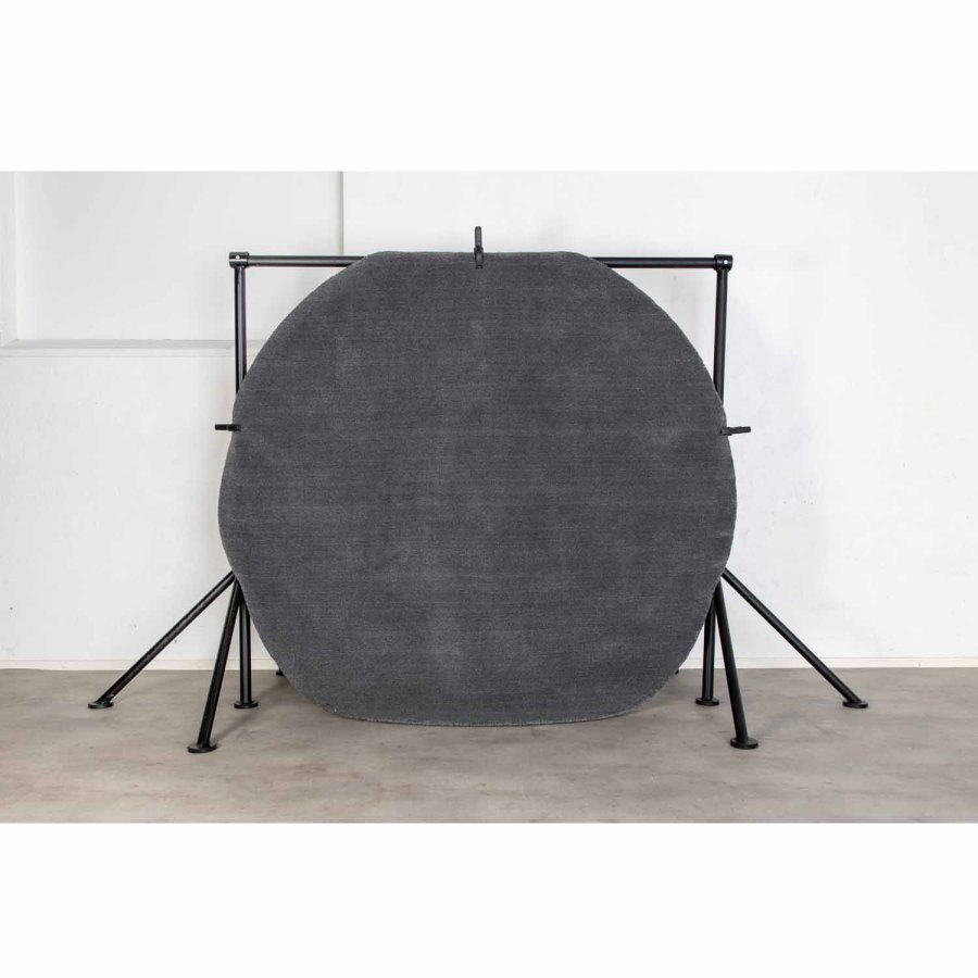 VENTURE DESIGN Ulla teppe - mrkegr ull og polyester (200)