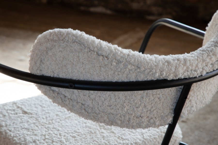 VENTURE DESIGN Duffy Sessel - weißer Teddystoff und schwarzer Stahl