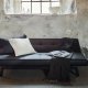 VENTURE DESIGN Bodil sovesofa - svart PU og sort stl (180x60)