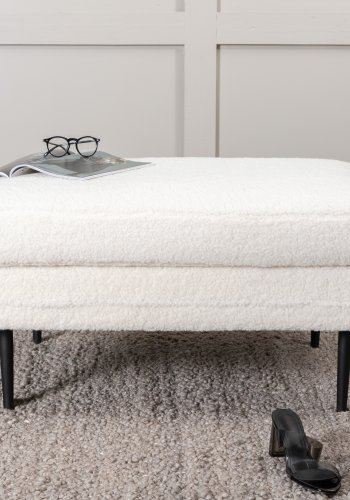 VENTURE DESIGN Bompuff, rektangulr - hvit teddystoff og svart stl (85x64)