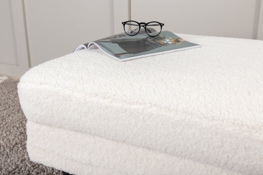 VENTURE DESIGN Bompuff, rektangulr - hvit teddystoff og svart stl (85x64)