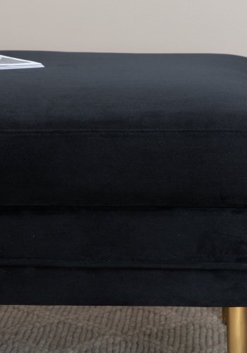 VENTURE DESIGN Bompuff, rektangulr - svart flyel og messing foliestl (90x70)