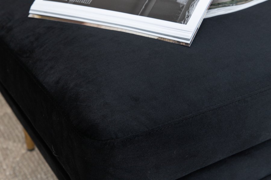 VENTURE DESIGN Bompuff, rektangulr - svart flyel og messing foliestl (90x70)