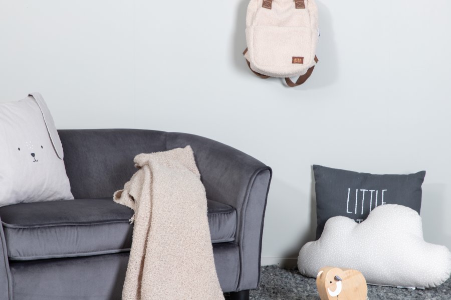 VENTURE DESIGN Mna barnesofa - mrkegr flyel og sort plast