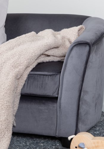 VENTURE DESIGN Mna barnesofa - mrkegr flyel og sort plast