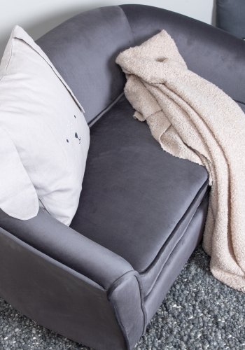 VENTURE DESIGN Mna barnesofa - mrkegr flyel og sort plast