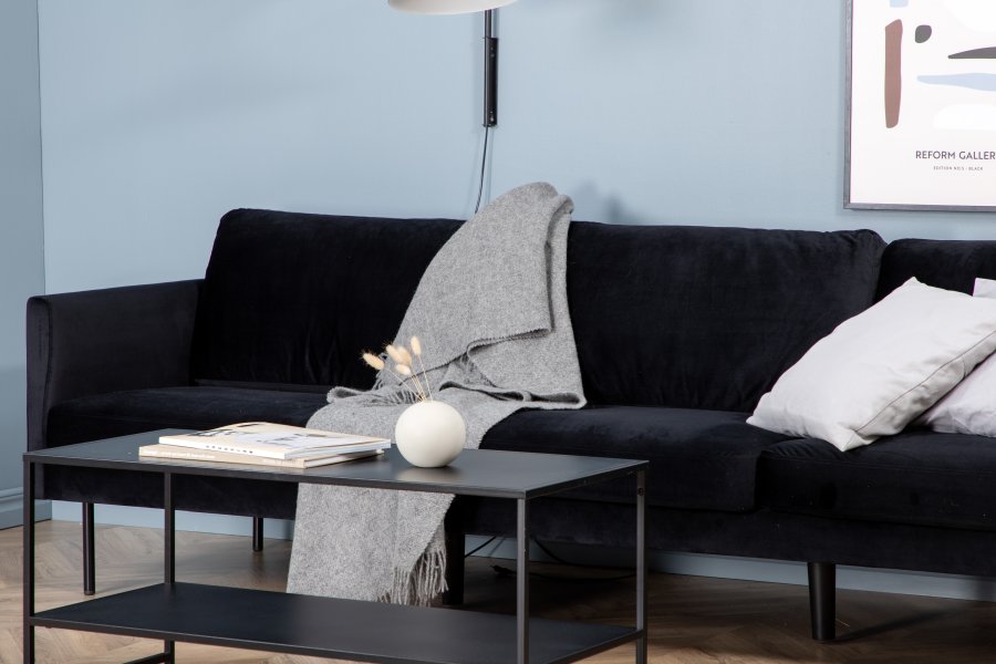 VENTURE DESIGN Zoom 3-seters sofa - svart flyel og sort stl