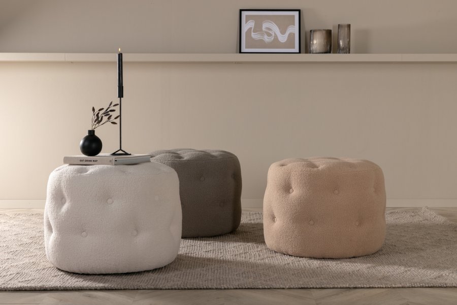 VENTURE DESIGN Benjamin puff, rund - hvit teddystoff (55)