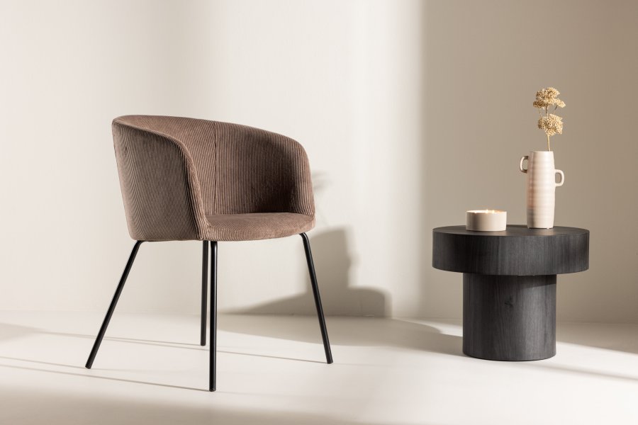 VENTURE DESIGN Berit spisebordstol, m. armlener - brun polyesterflyel og sort stl